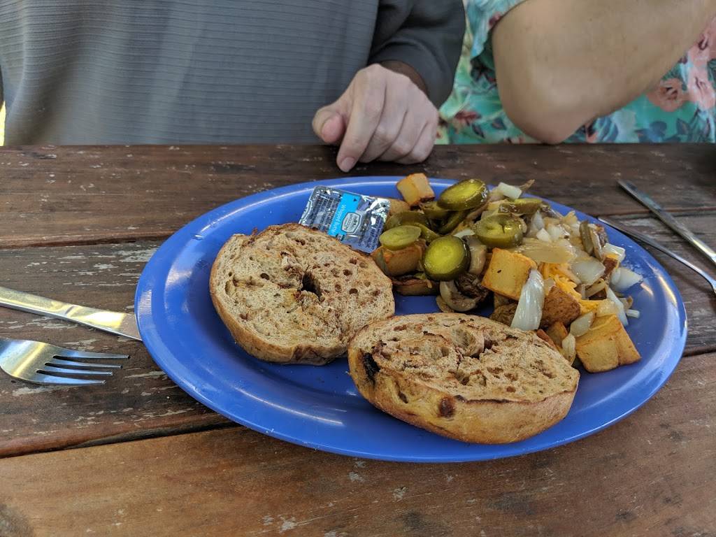 Creekside Subs | restaurant | 491 N Broad St, Brevard, NC 28712, USA | 8288844718 OR +1 828-884-4718