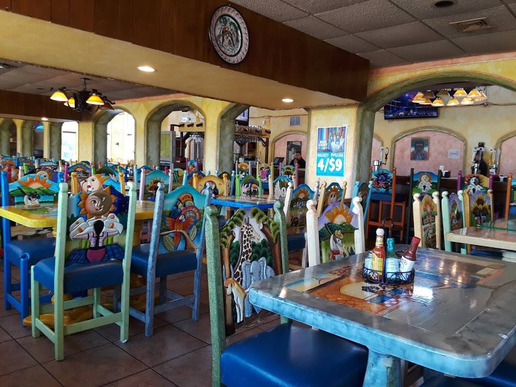 Cinco De Mayo | restaurant | 7011 Airport Hwy, Holland, OH 43528, USA | 4198668229 OR +1 419-866-8229