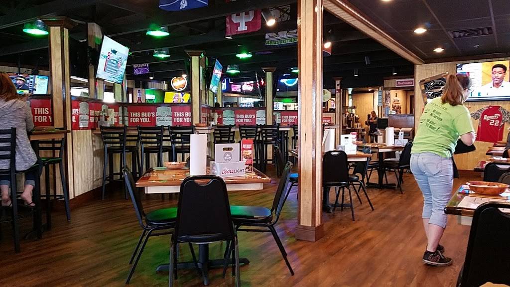 Wings Etc. | restaurant | 657 N Main St, Bluffton, IN 46714, USA | 2602961297 OR +1 260-296-1297