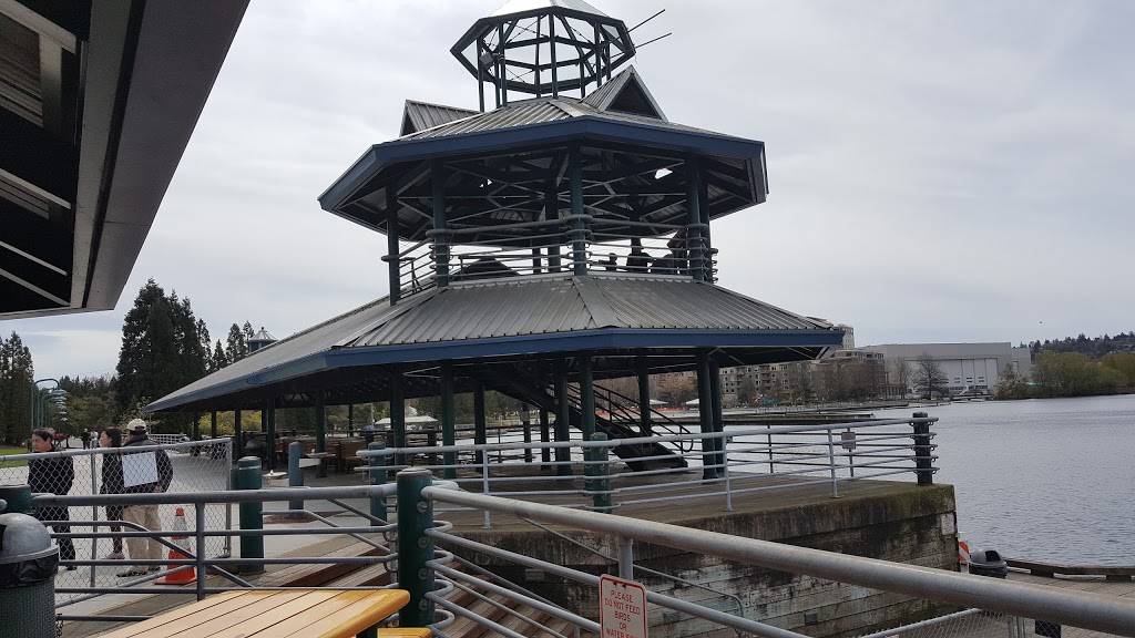 Ivars Seafood Bar | restaurant | 1201 Lake Washington Blvd N, Renton, WA 98055, USA | 4252262122 OR +1 425-226-2122