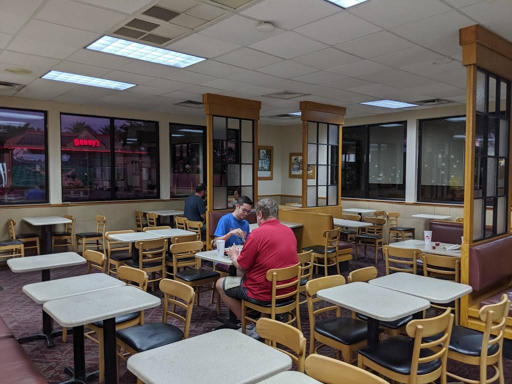 Wendys | restaurant | 9301 Daniels Pkwy, Fort Myers, FL 33912, USA | 2395612220 OR +1 239-561-2220