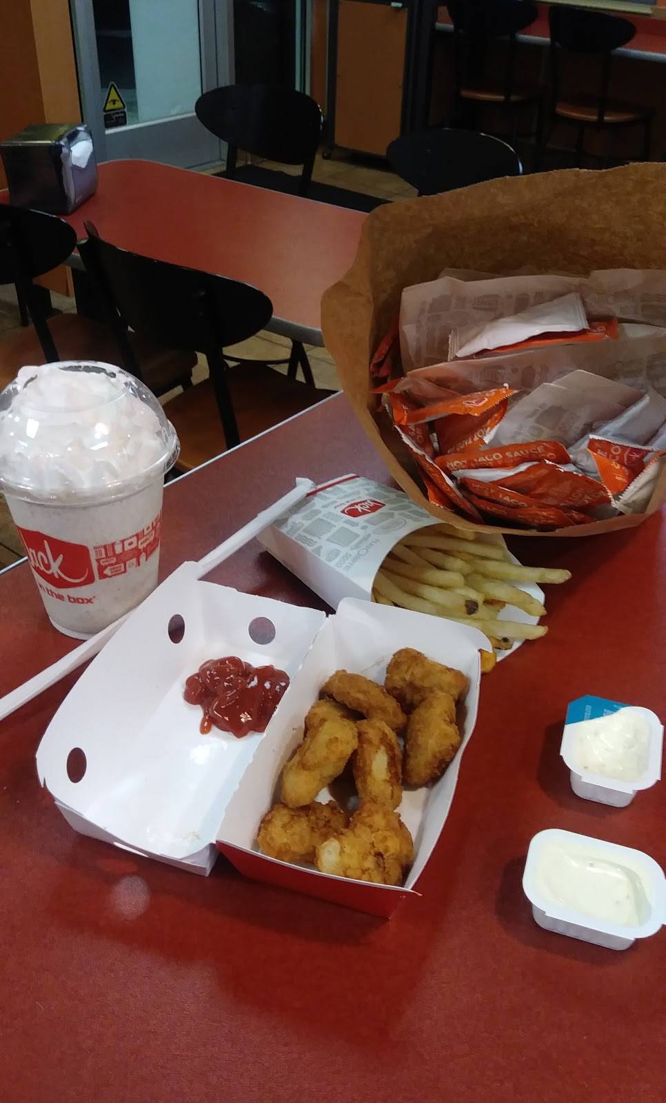 Jack in the Box | restaurant | 425 Sebastopol Rd, Santa Rosa, CA 95407, USA | 7075710153 OR +1 707-571-0153