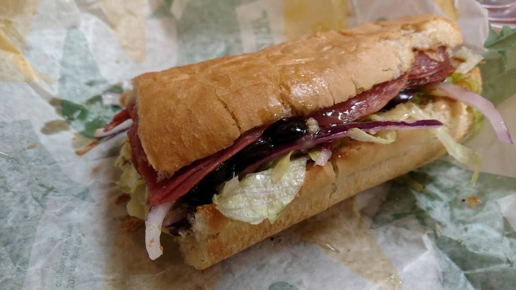 Subway | restaurant | 1006 Lafayette Ave, Bay City, MI 48708, USA | 9898951122 OR +1 989-895-1122