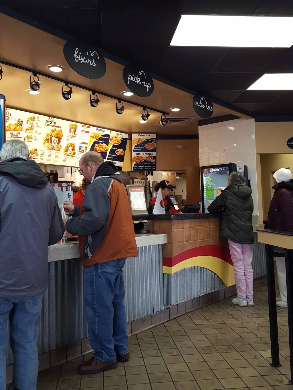 KFC | restaurant | 2480 N Fairfield Rd, Beavercreek, OH 45431, USA | 9374294041 OR +1 937-429-4041