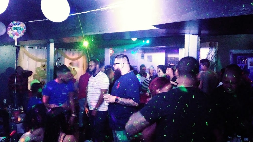 Nagua Restaurant | restaurant | 3801 NW 17th Ave, Miami, FL 33142, USA | 7867044143 OR +1 786-704-4143