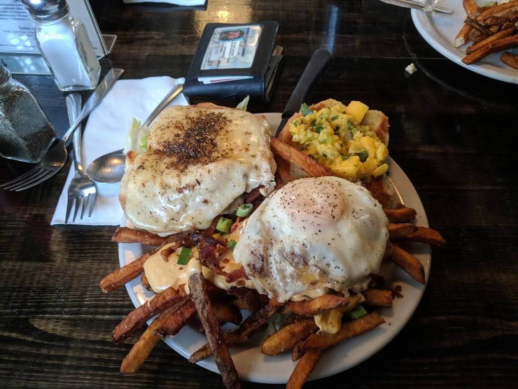 Shorts Burgers Eastside | restaurant | 521 Westbury Dr, Iowa City, IA 52245, USA | 3193387743 OR +1 319-338-7743