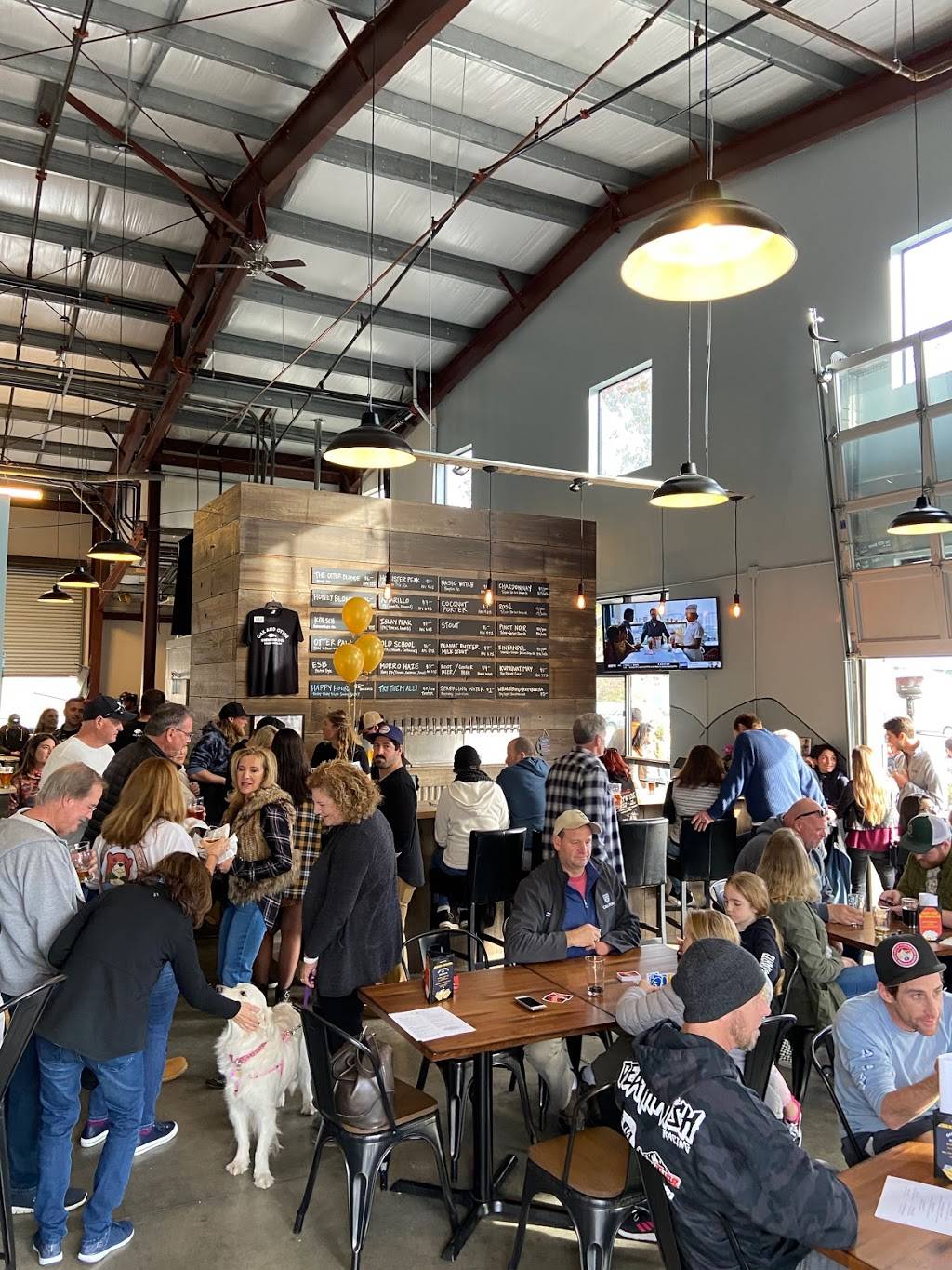 Oak and Otter Brewing Co. | restaurant | 181 Tank Farm Rd #110, San Luis Obispo, CA 93401, USA | 8054392529 OR +1 805-439-2529