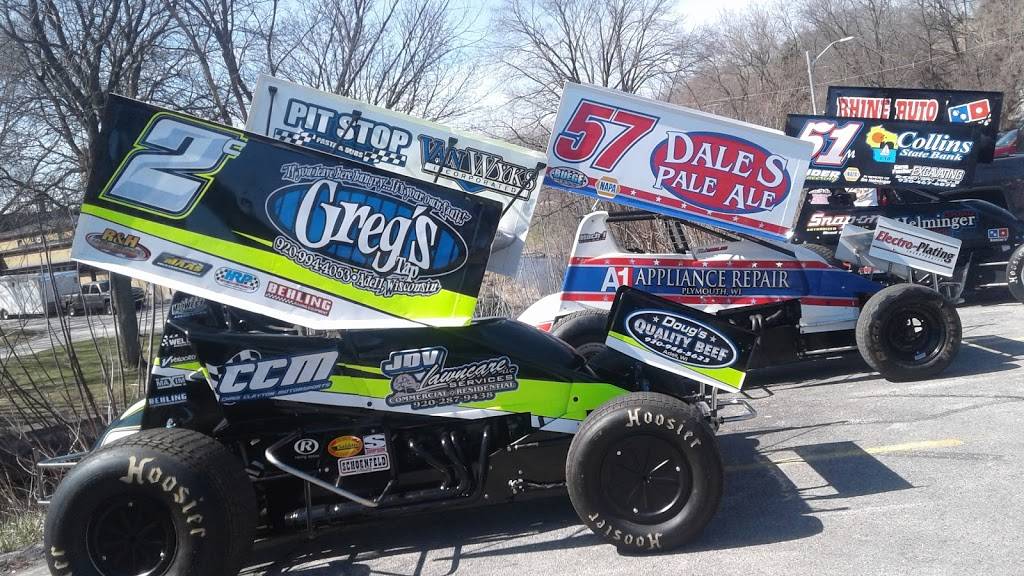 Antonios Sports Bar & Grille | night club | 18 W Mill St, Plymouth, WI 53073, USA | 9208935105 OR +1 920-893-5105