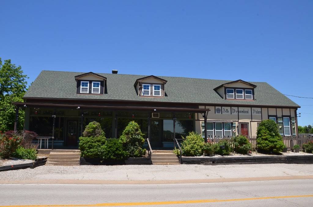 Dreamland Palace German Restaurant | restaurant | 3043 IL-156, Waterloo, IL 62298, USA | 6189399922 OR +1 618-939-9922