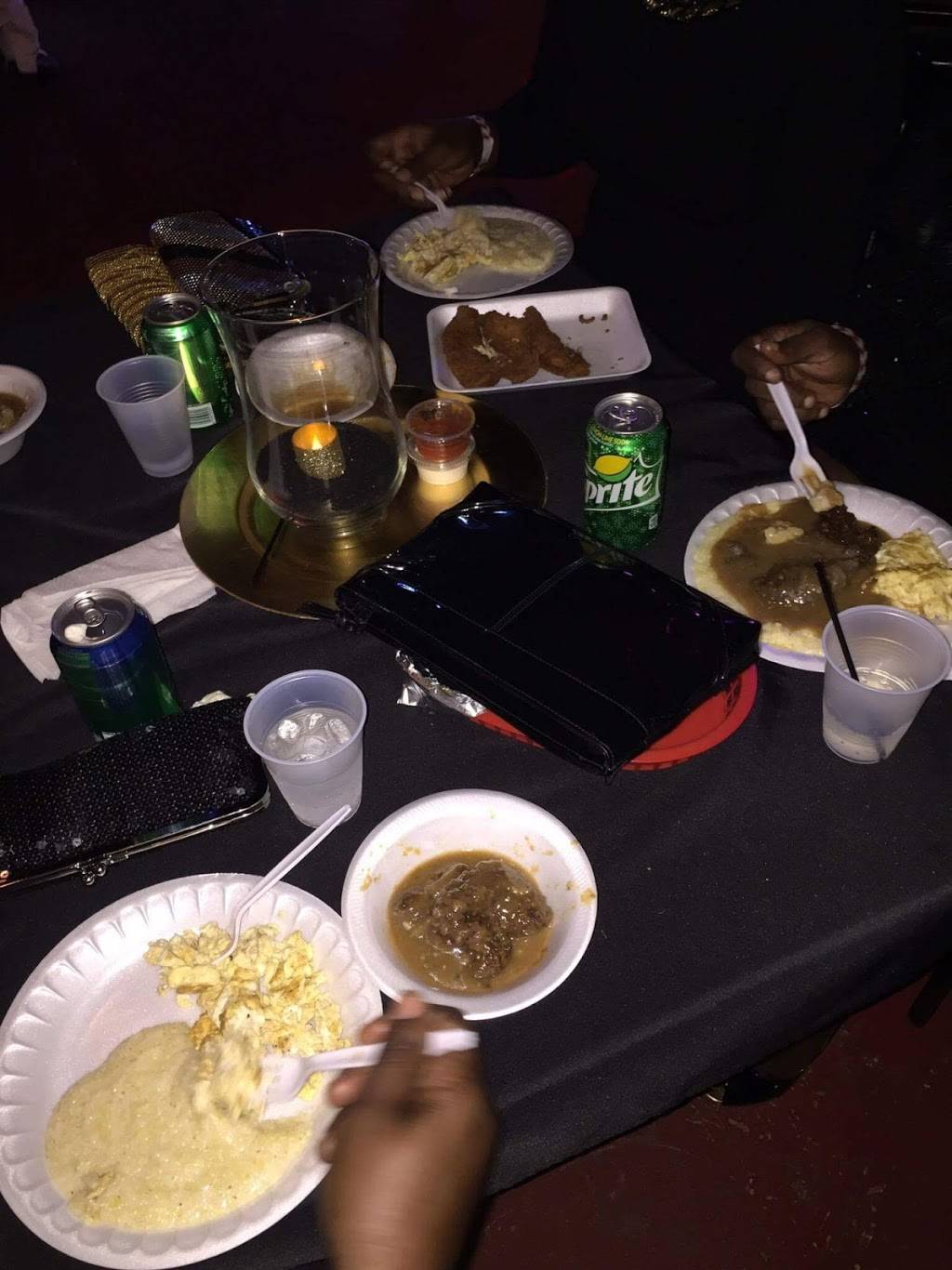 Mocha Soul Cafe | night club | 4668 Broad St, Sumter, SC 29154, USA | 8542221080 OR +1 854-222-1080