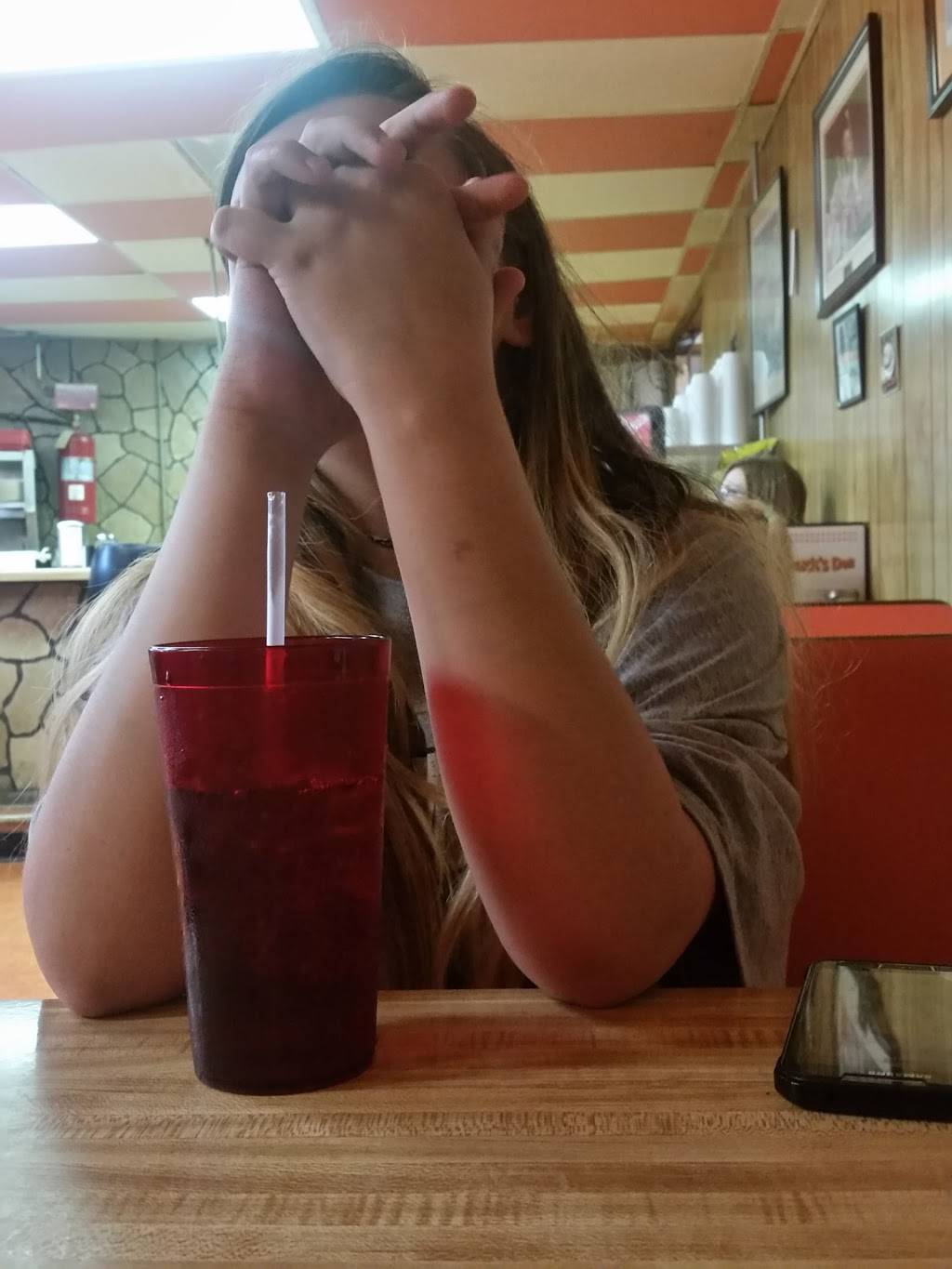 Chucks Deli | restaurant | 836 Unaka St, Harriman, TN 37748, USA | 8658825140 OR +1 865-882-5140