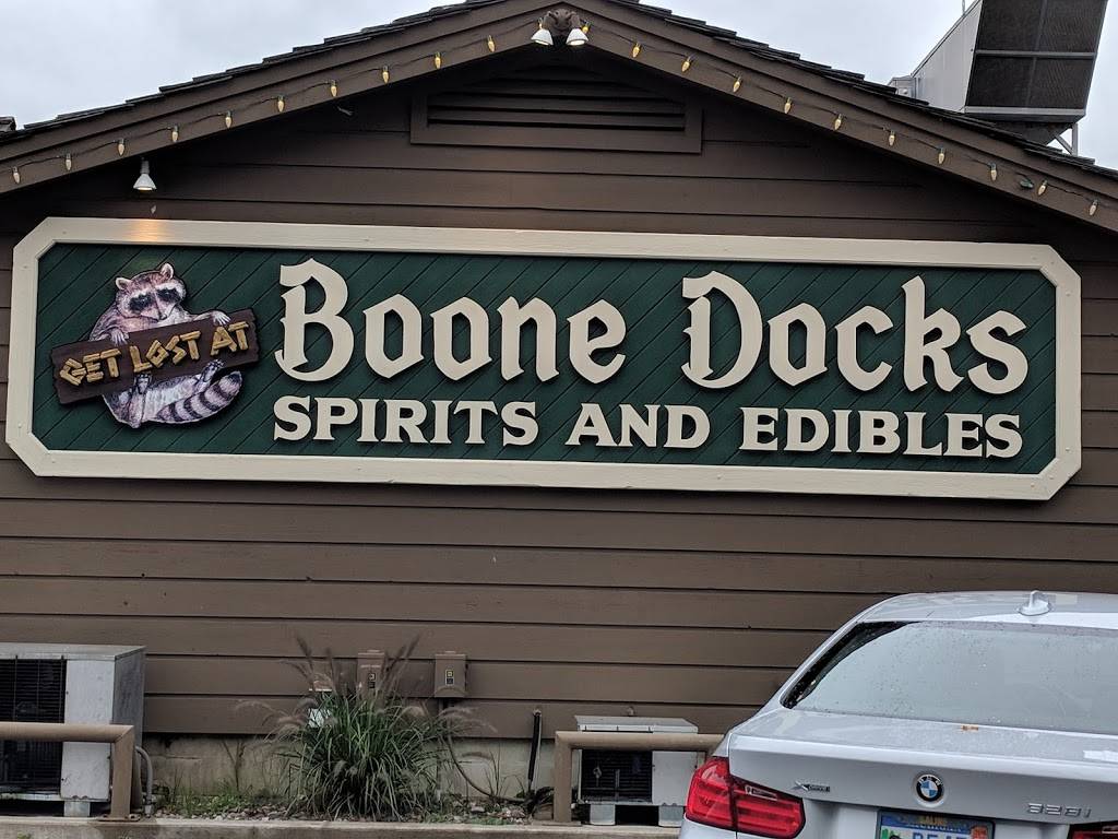 Boonedocks | restaurant | 5858 S Manitou Blvd, Glen Arbor, MI 49636, USA | 2313346444 OR +1 231-334-6444