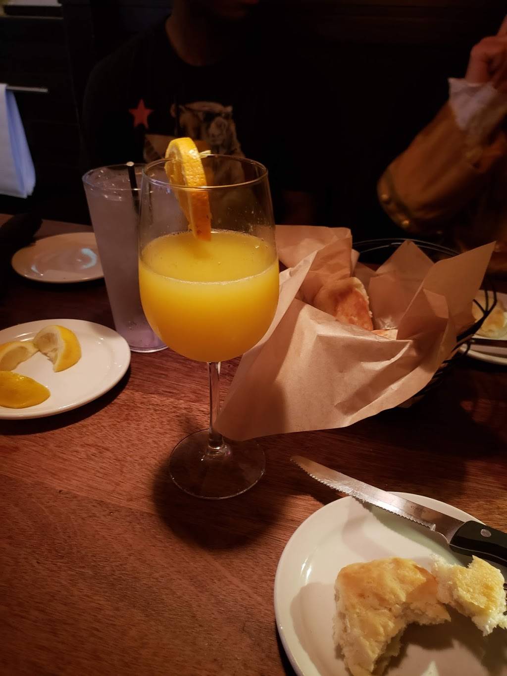 The Majestic Grille | restaurant | 145 S Main St, Memphis, TN 38103, USA | 9015228555 OR +1 901-522-8555