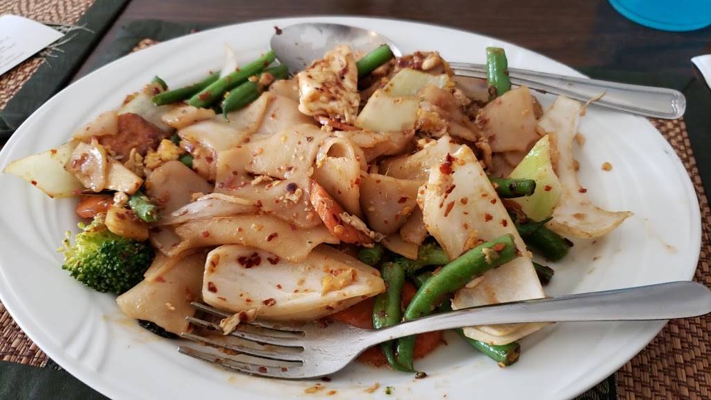 Sukhothai Restaurant | restaurant | 423 N Fielder Rd, Arlington, TX 76012, USA | 8178604107 OR +1 817-860-4107