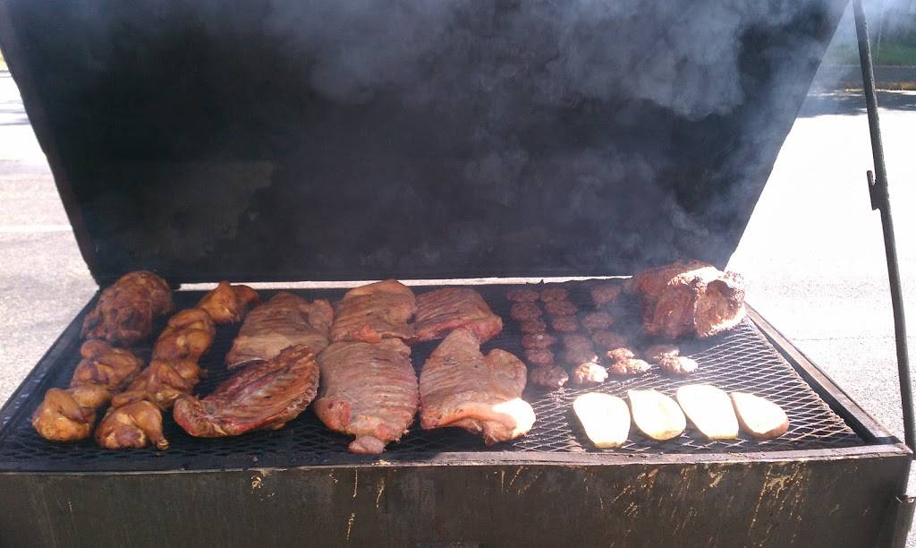 Bobs Bar-B-Q Pit | restaurant | 911 S 11th St, Tacoma, WA 98405, USA | 2536274899 OR +1 253-627-4899