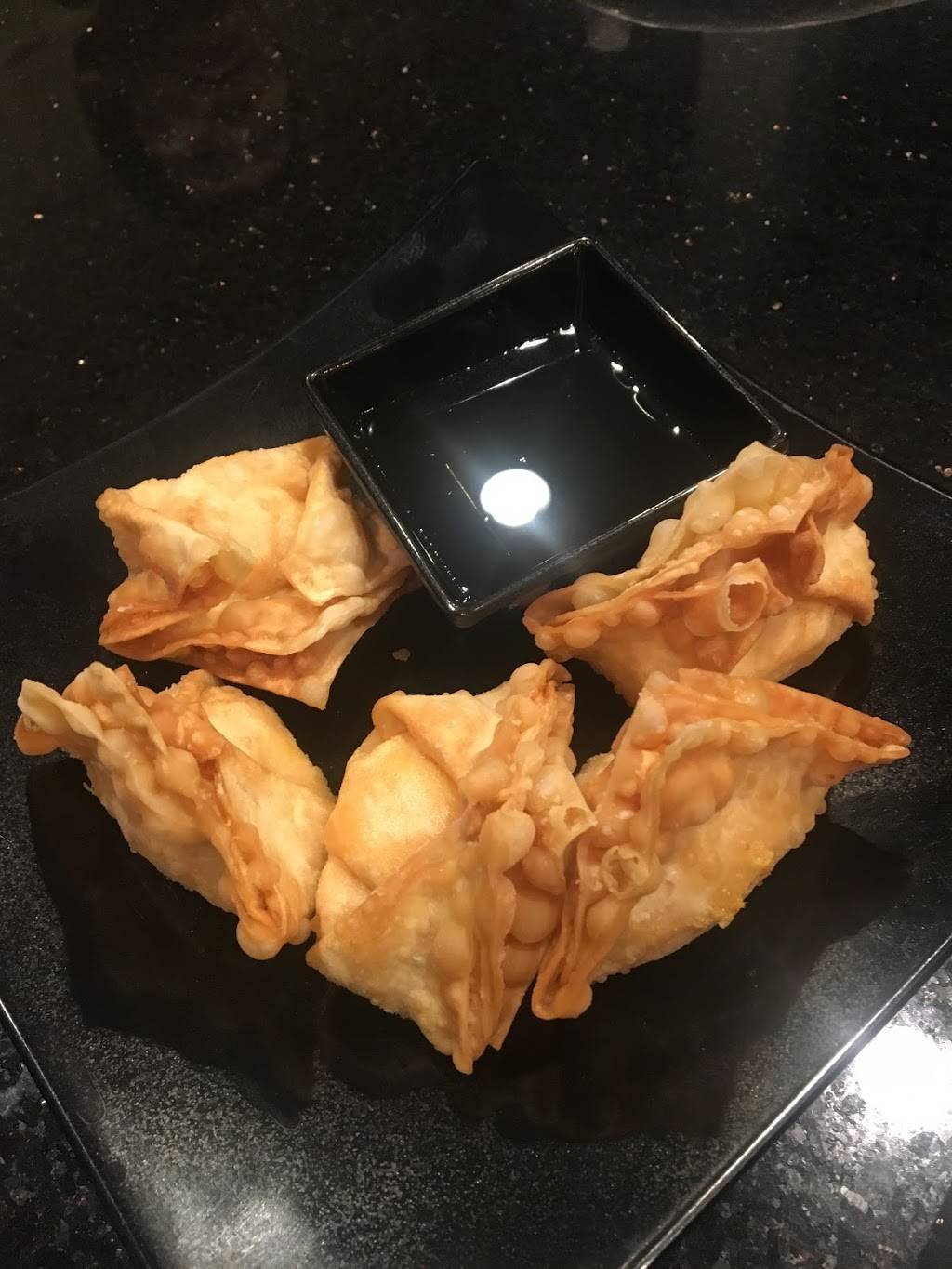 YATAI Asian Street Food | restaurant | 6230 N Broadway, Chicago, IL 60660, United States | 7739618000 OR +1 773-961-8000