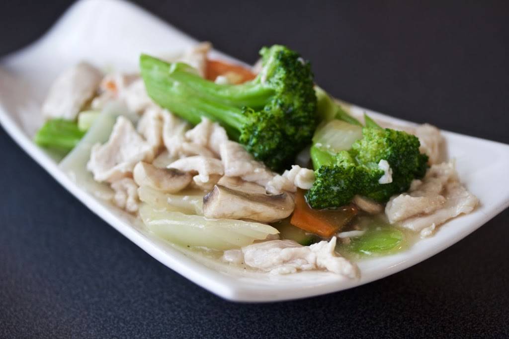 Lotus Xpress | restaurant | 167 Broadway, Somerville, MA 02145, USA | 6176295909 OR +1 617-629-5909