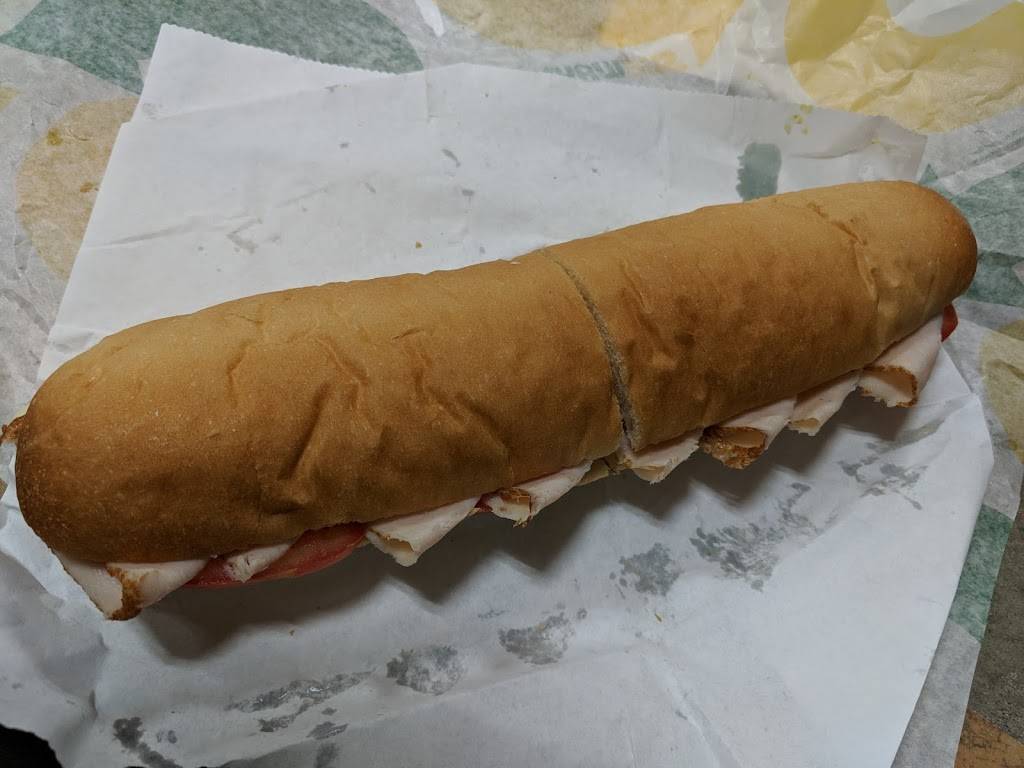 Subway Restaurants | restaurant | 5115 N Dysart Rd Space A, 100 Camelback Crossing S C, Litchfield Park, AZ 85340, USA | 6235474562 OR +1 623-547-4562