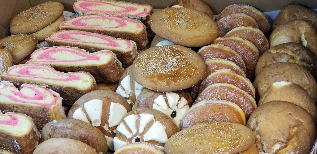 Tienda y taqueria dona chuy | restaurant | 392 Harrison St, Batesville, AR 72501, USA | 8706134353 OR +1 870-613-4353