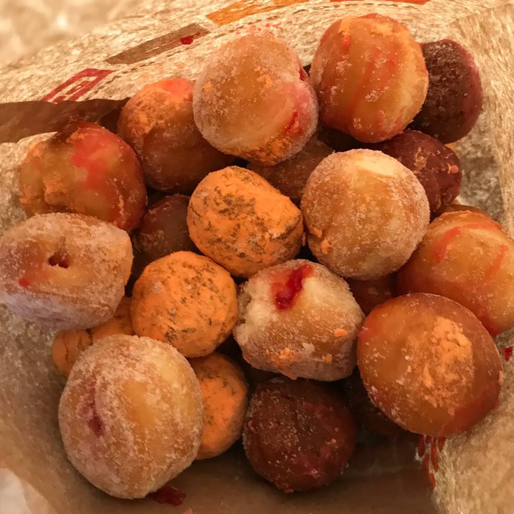 Dunkin | bakery | 16250 Evans Plaza, Omaha, NE 68116, USA | 4026141262 OR +1 402-614-1262