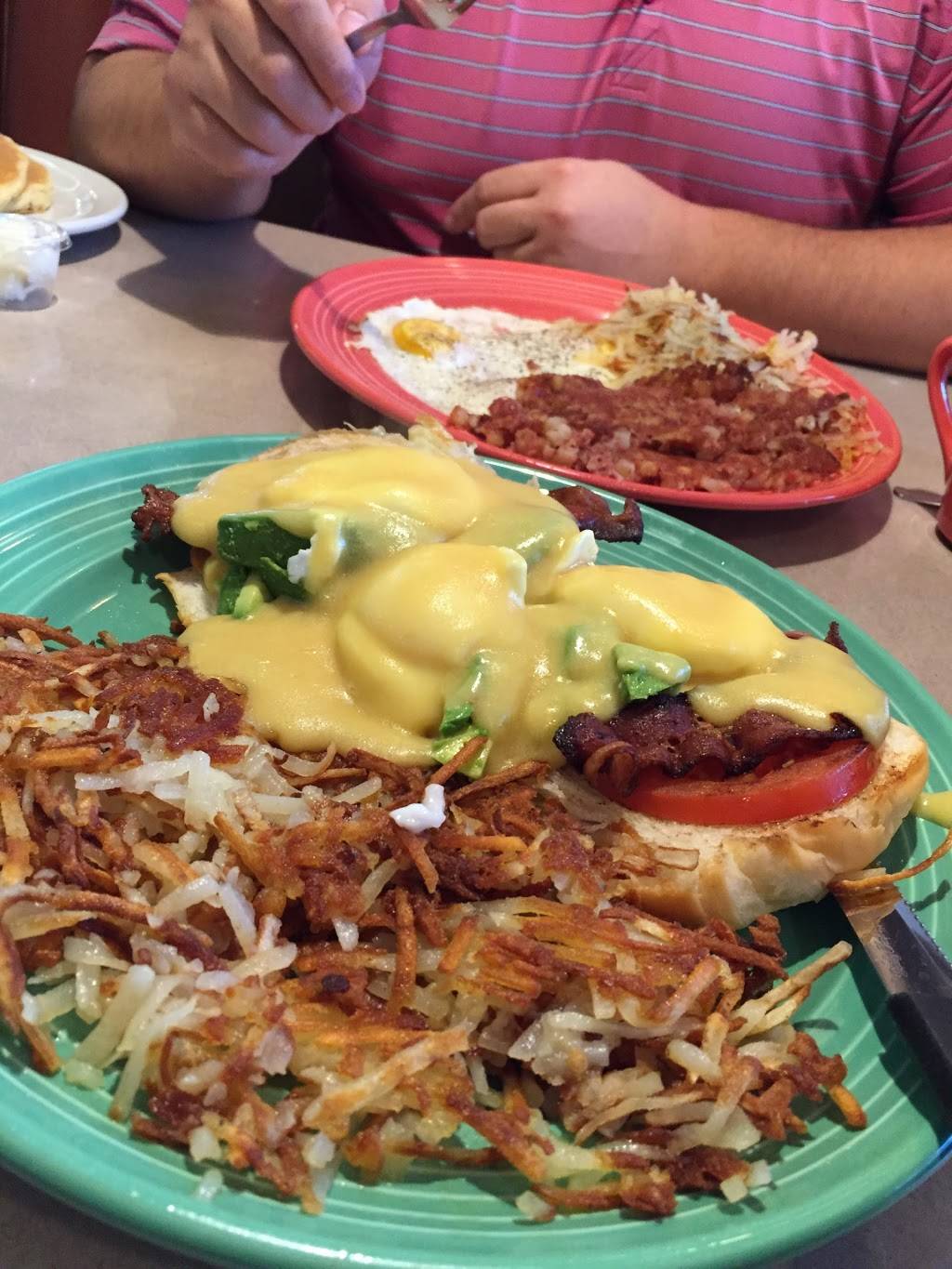 Emilys Pancake House | restaurant | 38730 N Sheridan Rd, Beach Park, IL 60099, USA | 8472491170 OR +1 847-249-1170