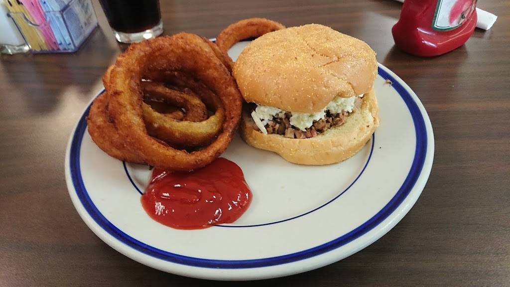 Rail Yard Restaurant | restaurant | 1957 Church St, Appomattox, VA 24522, USA | 4343528779 OR +1 434-352-8779