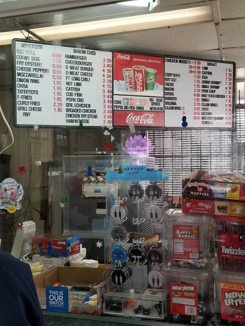 Good Luck Drive In | restaurant | 3210 S Lamar St, Dallas, TX 75215, USA | 2144217703 OR +1 214-421-7703