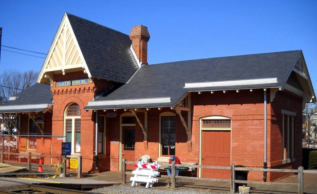 Java Junction | restaurant | 5 S Summit Ave, Gaithersburg, MD 20877, USA | 3019487107 OR +1 301-948-7107