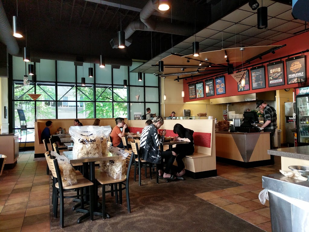 QDOBA Mexican Eats | restaurant | 1200 NE 45th St, Seattle, WA 98105, USA | 2065470803 OR +1 206-547-0803