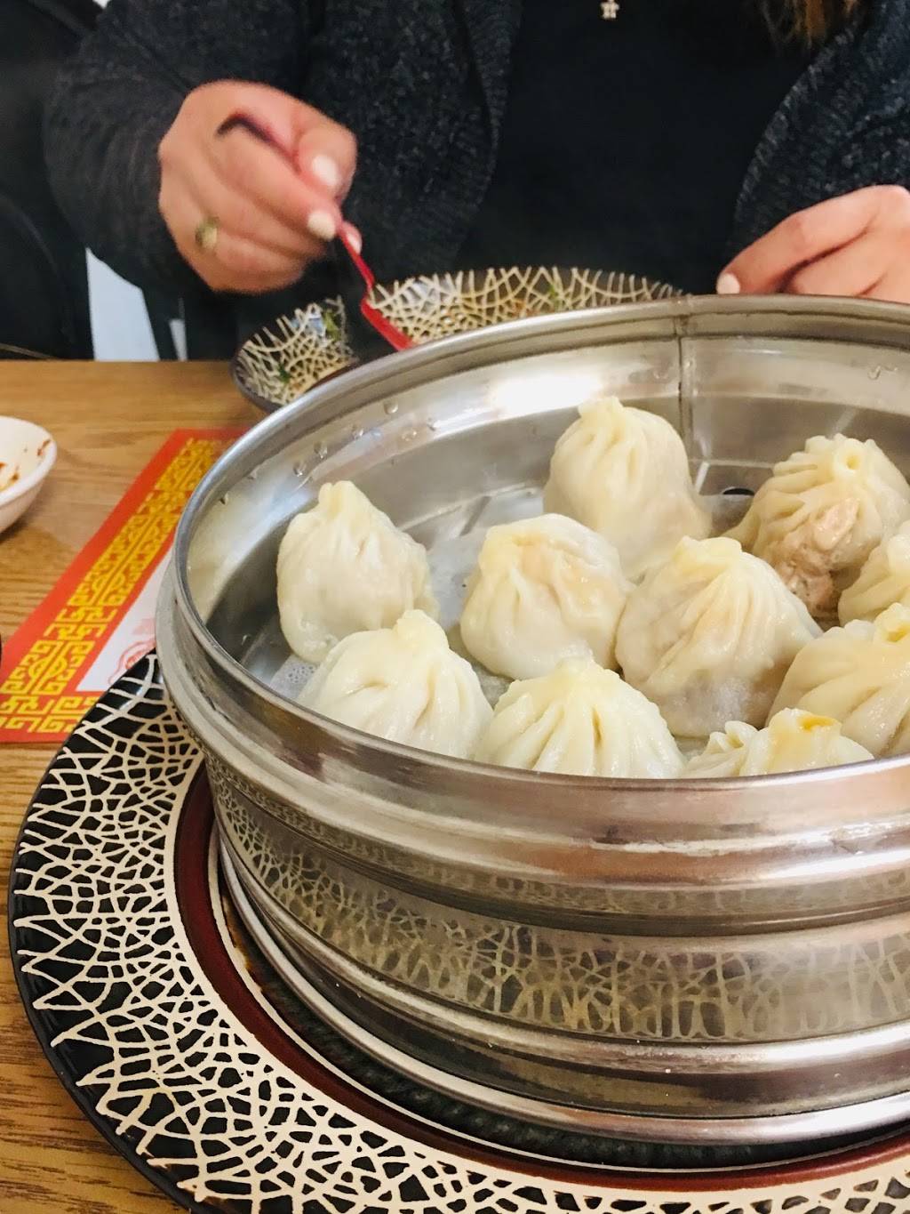 Royal Dumplings House | restaurant | 1689 Kendall Dr suite g, San Bernardino, CA 92407, USA | 9098800829 OR +1 909-880-0829