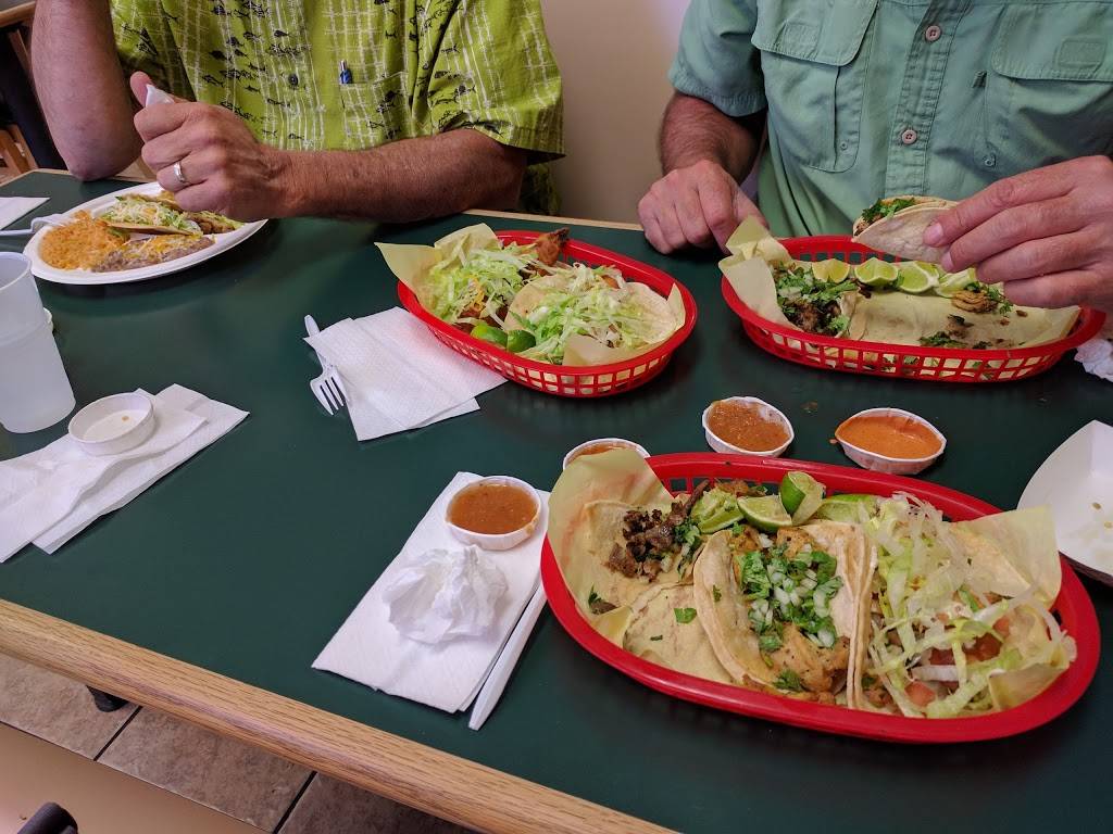 Nachos Locos Mexican Food | restaurant | 3815 Devonshire Ave NE #100, Salem, OR 97305, USA | 5035884150 OR +1 503-588-4150