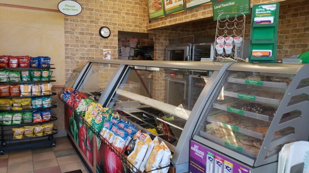 Subway | restaurant | 3098 Platt Rd, Ann Arbor, MI 48108, USA | 7349758860 OR +1 734-975-8860