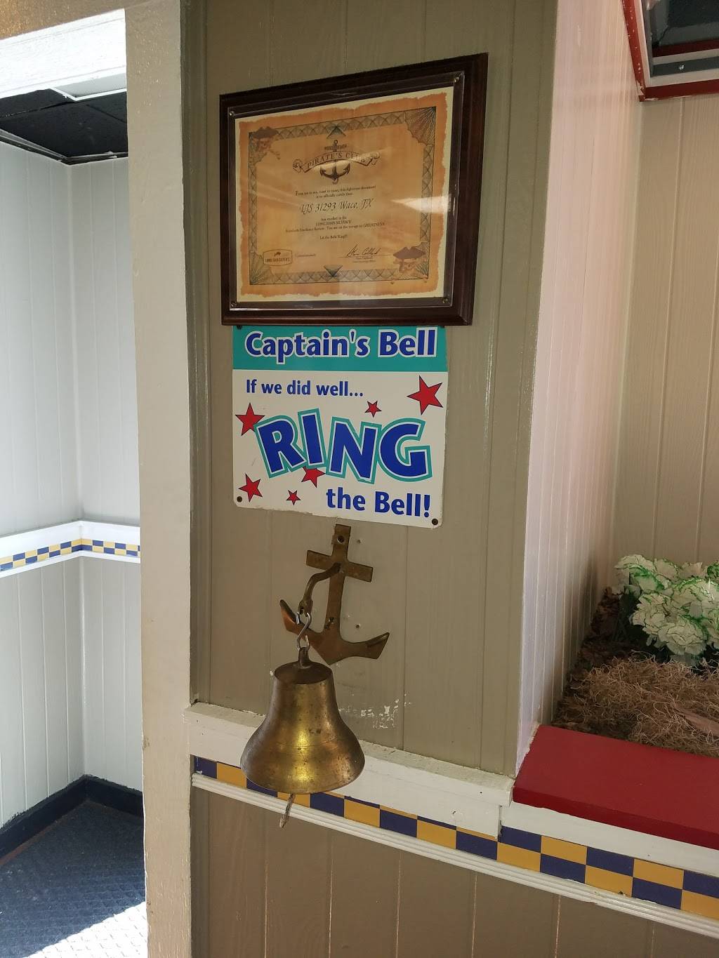 Long John Silvers | restaurant | 1801 N Valley Mills Dr, Waco, TX 76710, USA | 2547721966 OR +1 254-772-1966