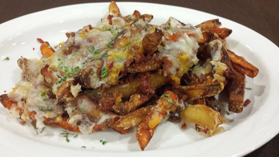 The Old Grist Mill Tavern | restaurant | 390 Fall River Ave, Seekonk, MA 02771, USA | 5083368460 OR +1 508-336-8460