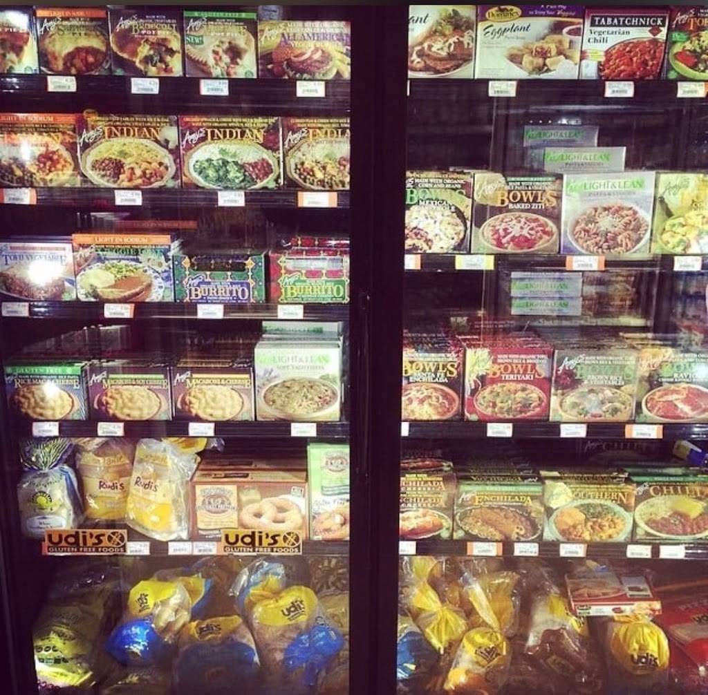 Lafayette Foods | restaurant | 1565 E Lafayette St, Detroit, MI 48207, USA | 3133965600 OR +1 313-396-5600