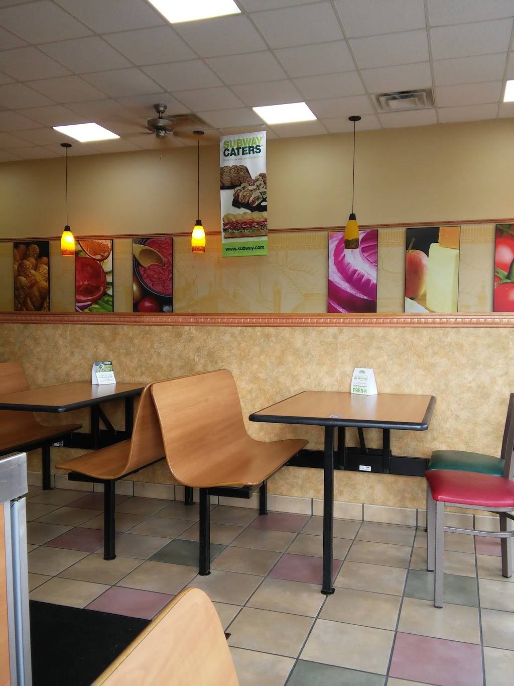 Subway Restaurants | restaurant | 1150 Sparta Pike Suite E, Lebanon, TN 37087, USA | 6159652420 OR +1 615-965-2420