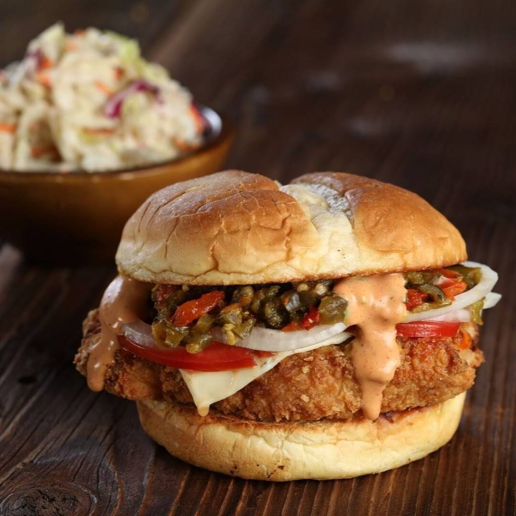 Mother Clucker | restaurant | 3415 S Monaco Pkwy, Denver, CO 80222, USA | 3035025311 OR +1 303-502-5311