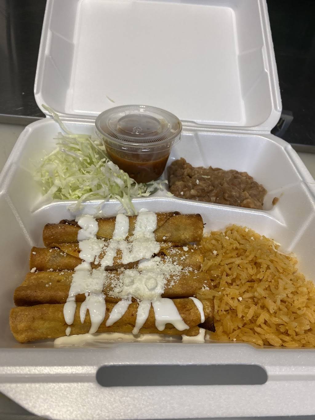 Yayas Taco Shop | restaurant | 615 4th St, Corning, CA 96021, USA | 5308388814 OR +1 530-838-8814