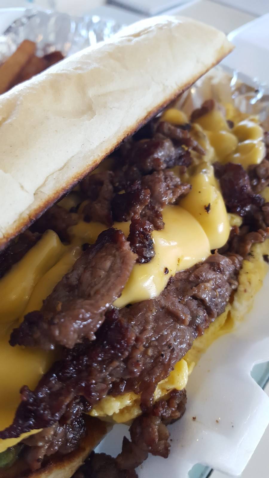 Patriot Wings: CAVU- American Kitchen & Cocktail Lounge | restaurant | Mason City Municipal Airport, 9184 265th St, Clear Lake, IA 50428, USA | 6413579464 OR +1 641-357-9464