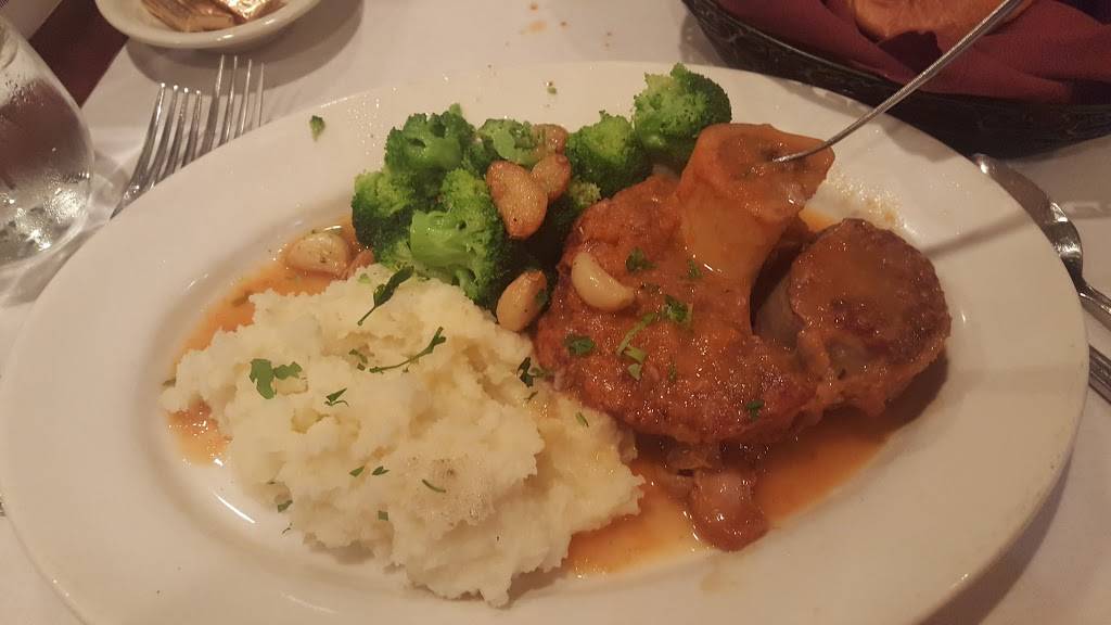 Poppys Place | restaurant | 12 Verbena Ave, Floral Park, NY 11001, USA | 5163582705 OR +1 516-358-2705