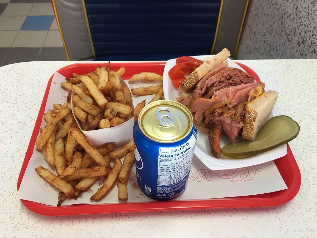 Restaurant La Belle Province | restaurant | 1001 Avenue Gilles Villeneuve, Berthierville, QC J0K 1A0, Canada | 4508361515 OR +1 450-836-1515