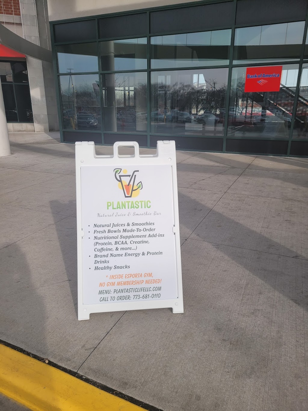 PLANTASTIC Natural Juices & Smoothies | restaurant | Inside Esporta Gym, an LA Fitness, 7529 N Clark St, Chicago, IL 60626, USA | 7736810110 OR +1 773-681-0110