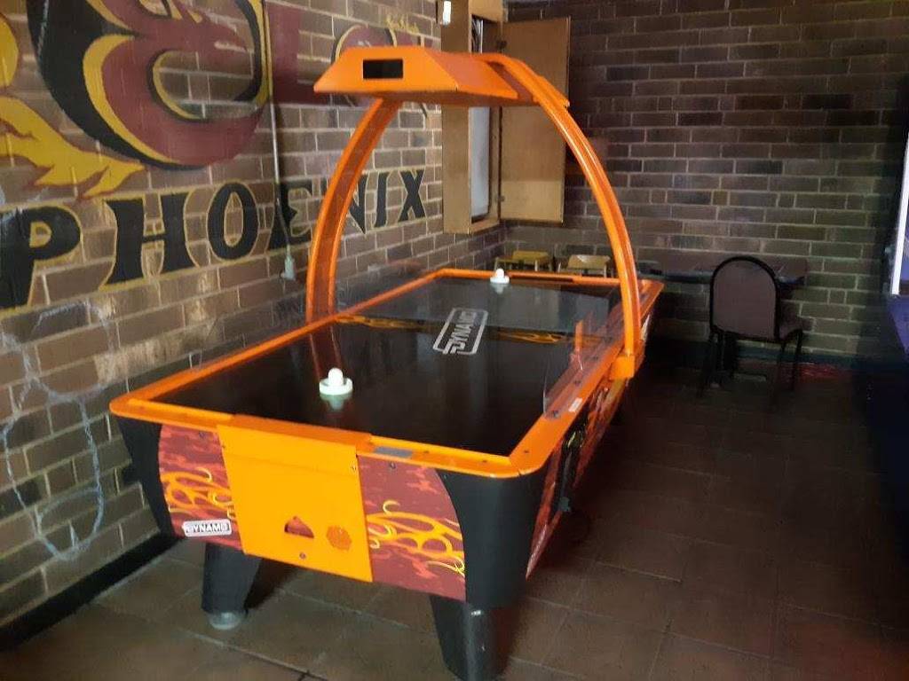 Paulies Pub and Grill | restaurant | 415 W Haggard Ave, Elon, NC 27244, USA | 3365246607 OR +1 336-524-6607