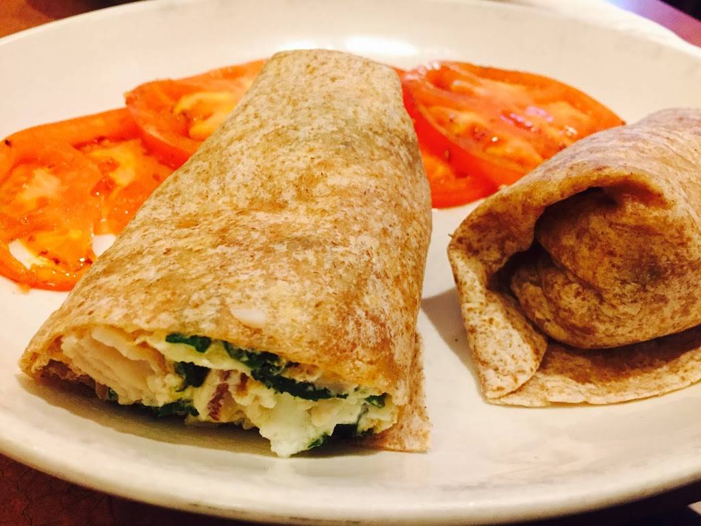 Sassafras Restaurant & Ice Cream | restaurant | 13 Huntington St, Shelton, CT 06484, USA | 2039293249 OR +1 203-929-3249