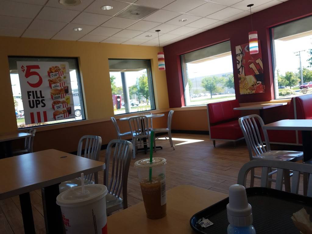 KFC | restaurant | 4071 Union Rd, St. Louis, MO 63129, USA | 3148924336 OR +1 314-892-4336