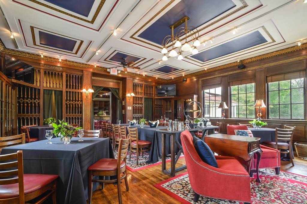 Paddock Place | restaurant | 1033 Lake Dr SE, Grand Rapids, MI 49506, USA | 6167420600 OR +1 616-742-0600