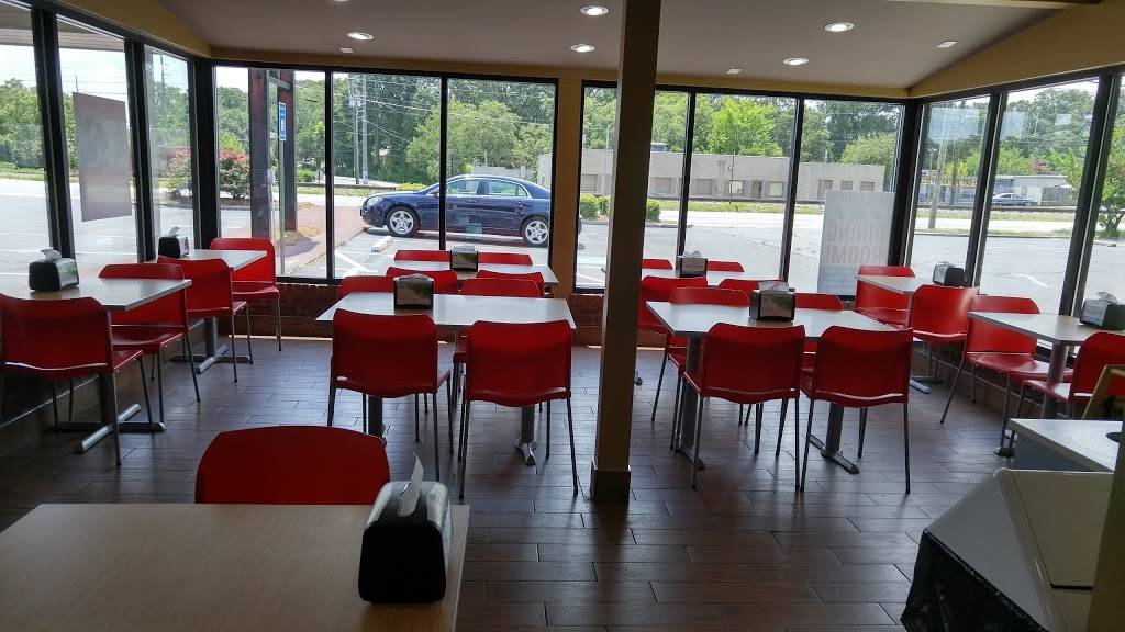 Dominos Pizza | meal delivery | 515 N Central Ave, Hapeville, GA 30354, USA | 4046692666 OR +1 404-669-2666