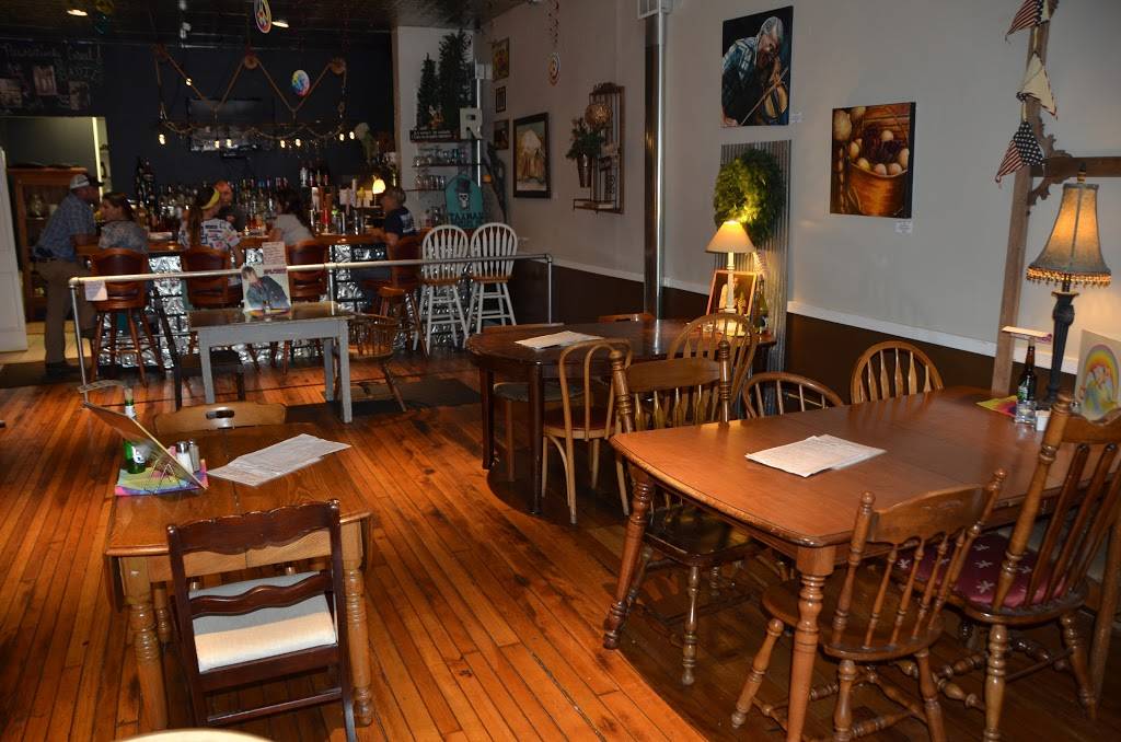 Ralph & Avas Public House | cafe | 6 W Main St, Mooresville, IN 46158, USA | 3178349780 OR +1 317-834-9780