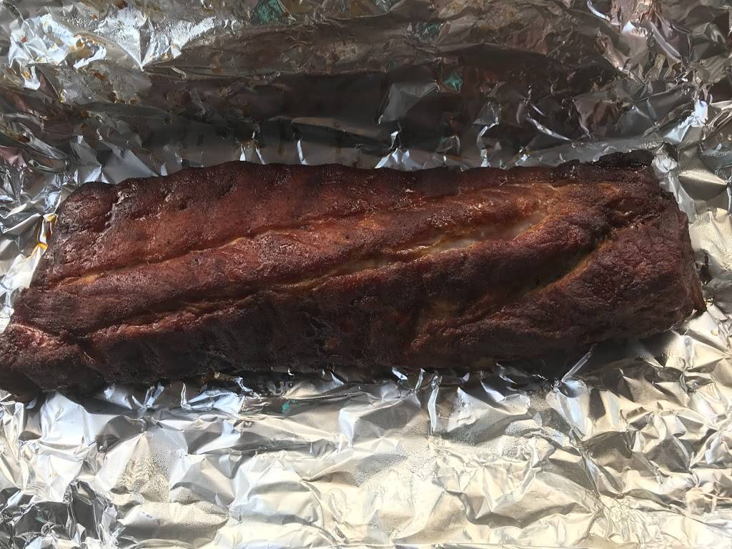 Big Blues Que | restaurant | 400 S Broad St, Creal Springs, IL 62922, USA | 6189221130 OR +1 618-922-1130