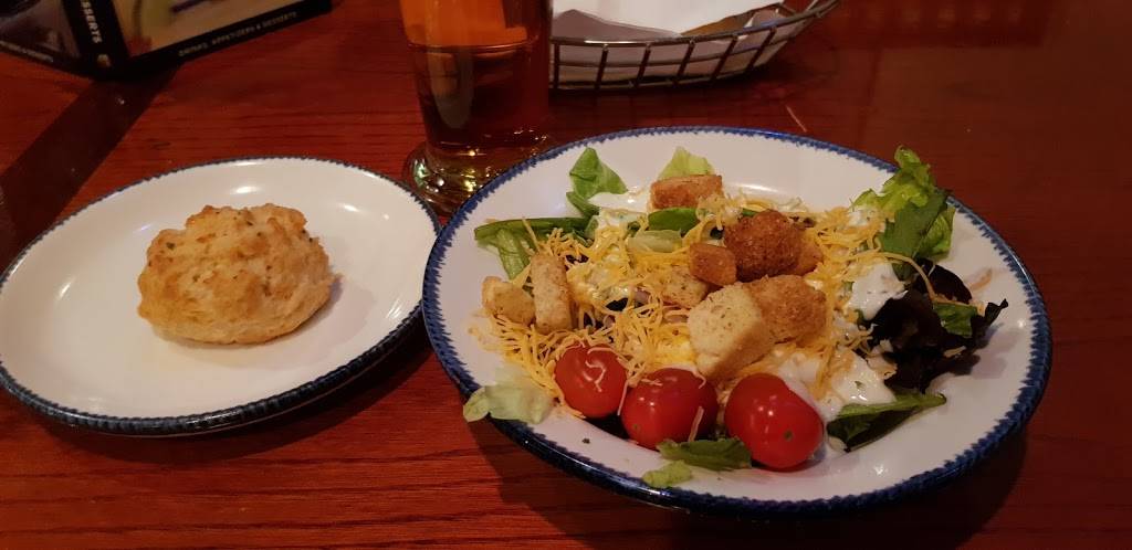 Red Lobster | restaurant | 2340 Tiffin Ave, Findlay, OH 45840, USA | 4194255832 OR +1 419-425-5832